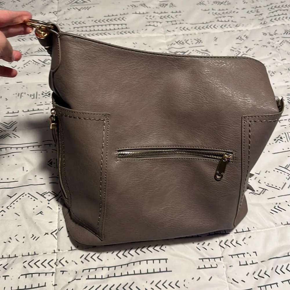 Purse - Picture 3 of 9
